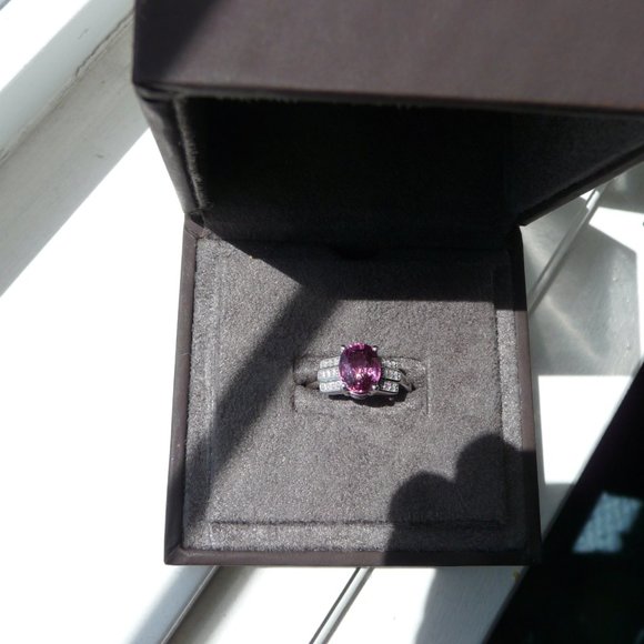 2.80ct PINK SPINEL .09 ct diamonds 18K white gold - Picture 7 of 10